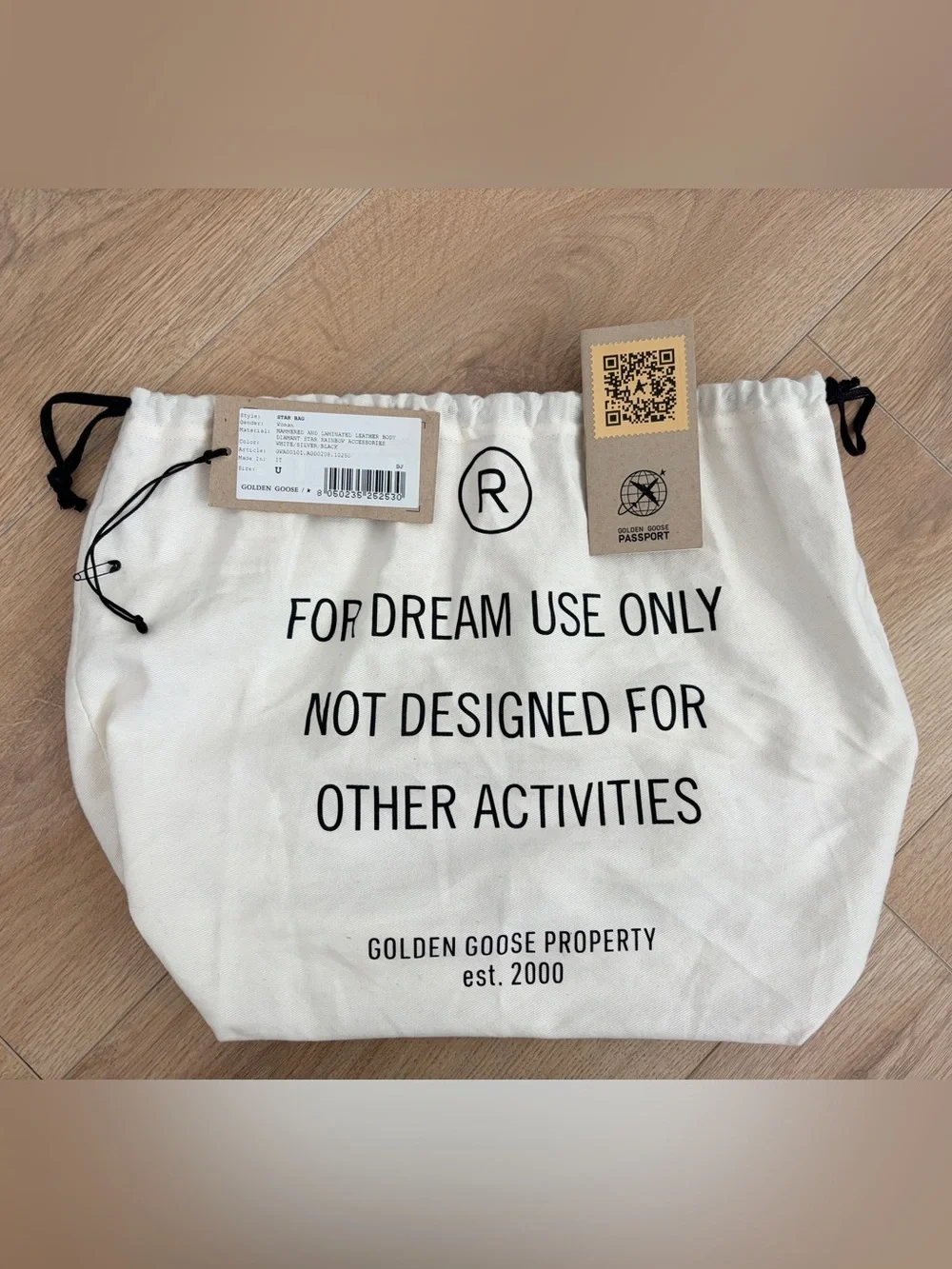 Golden Goose White Leather Crossbody with Black Star and Silver Trim